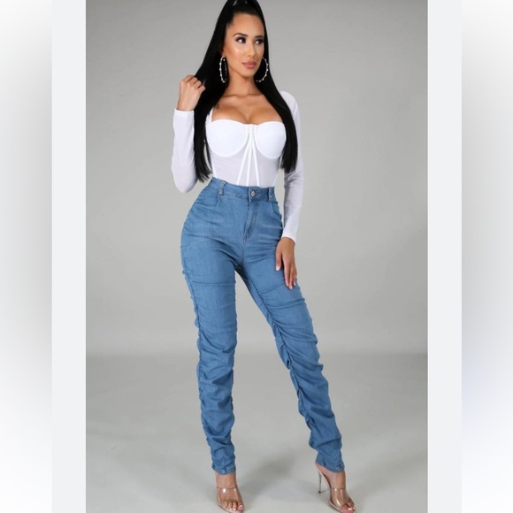 Labijou Boujee Chic Ruche Sides Scrunched Jeans Womens M Medium Blue Stacked - Picture 3 of 16